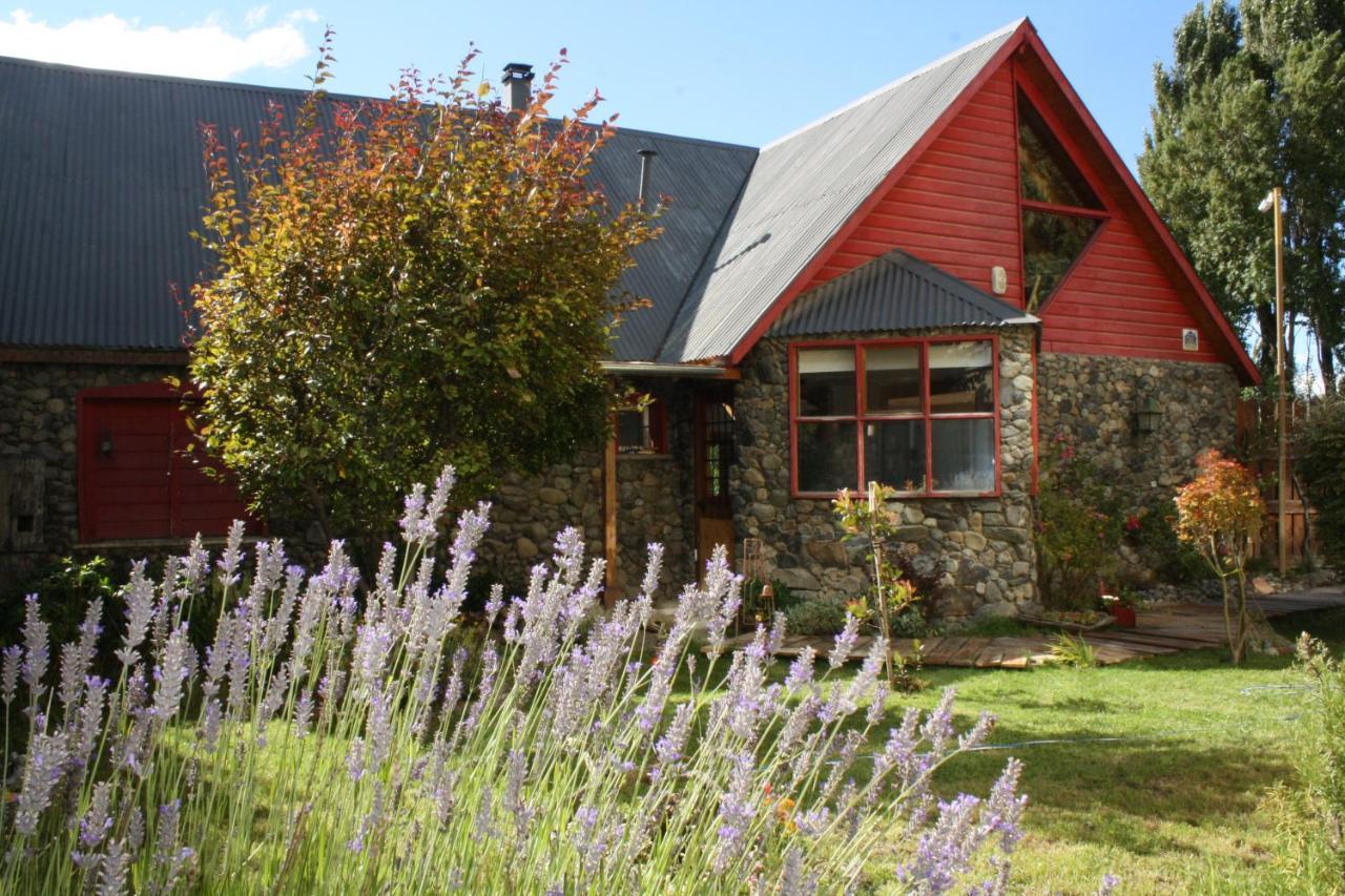 Salamandra Apartamentos El Calafate Exterior foto